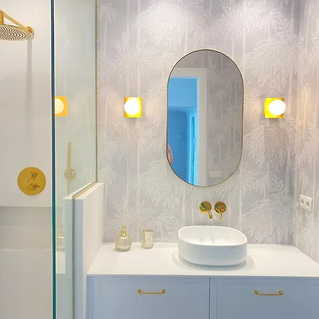 Oh La Life! At The 公寓 *