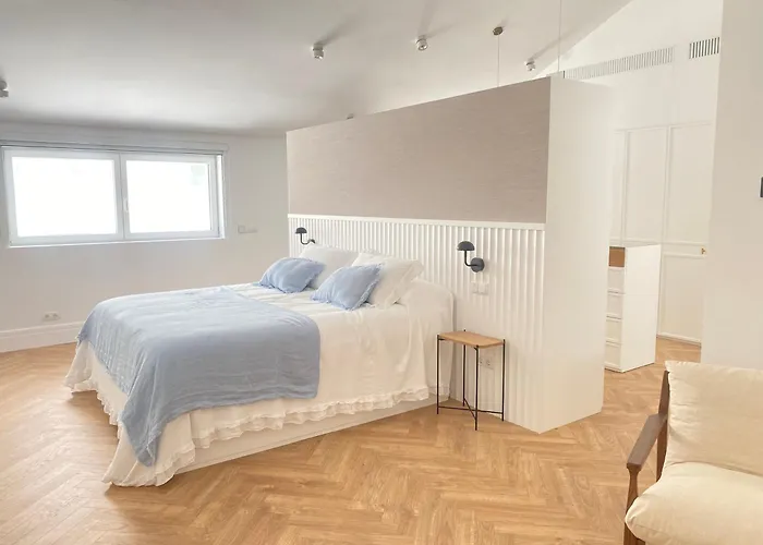 Oh La Life! At The Daire *