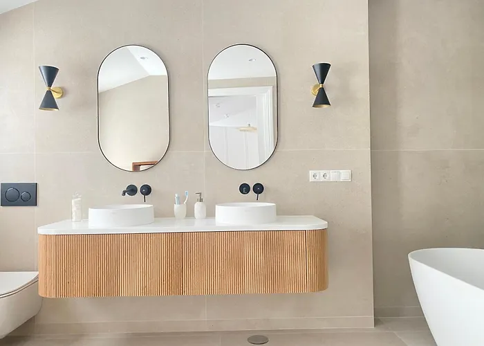 Oh La Life! At The Daire Santiago de Compostela