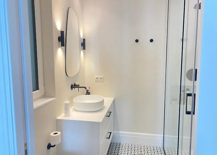 Oh La Life! At The Daire