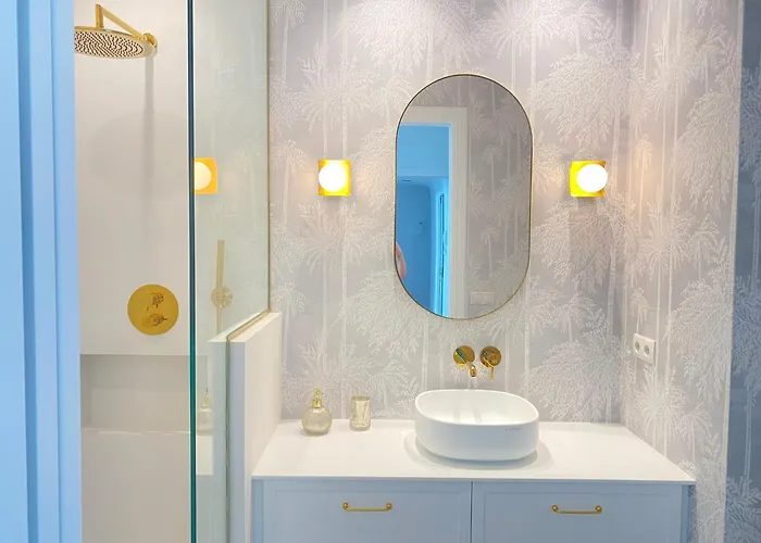 Oh La Life! At The Daire *