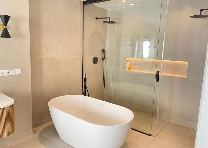 Oh La Life! At The Daire