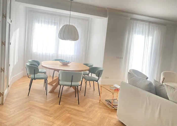 Oh La Life! At The Santiago de Compostela